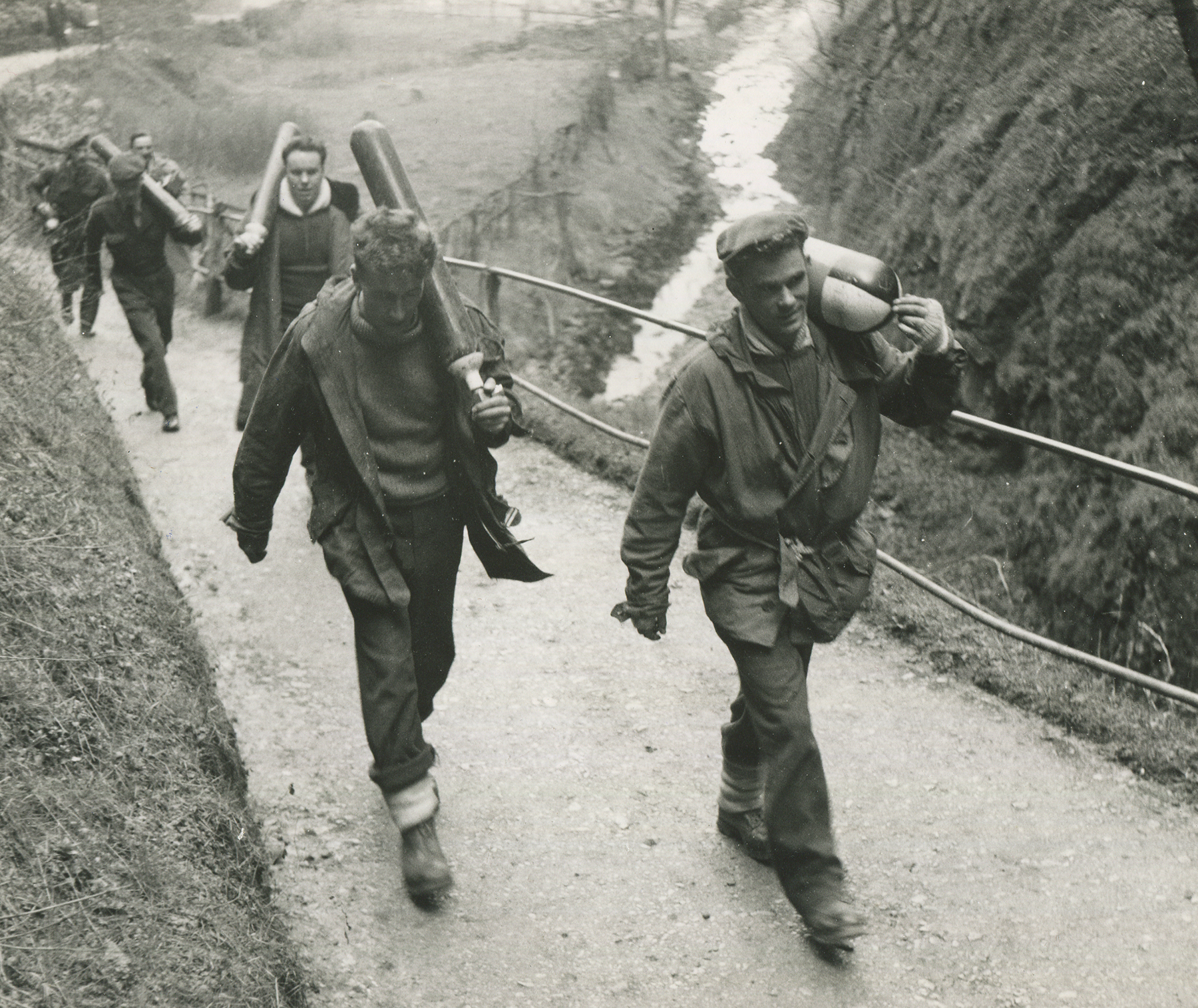 Carrying oxygen to the cavern